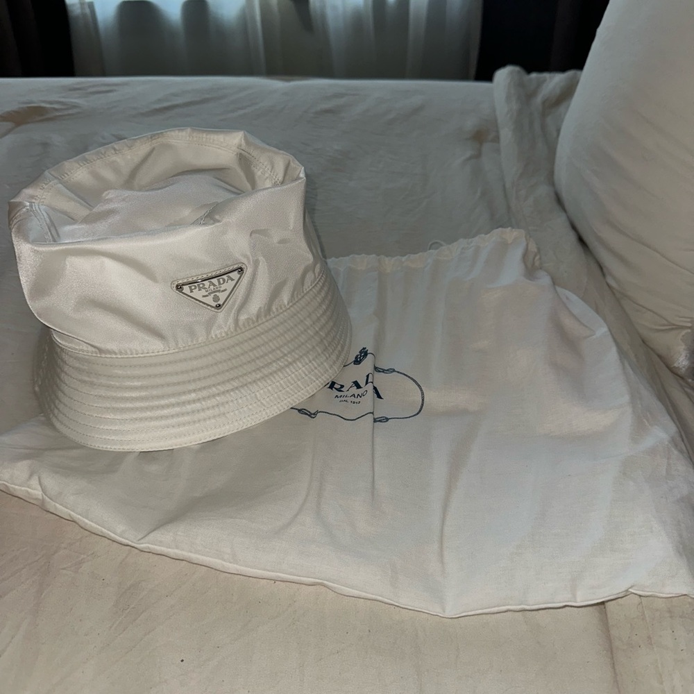 Prada White Re-Nylon Bucket Hat with Logo Tag